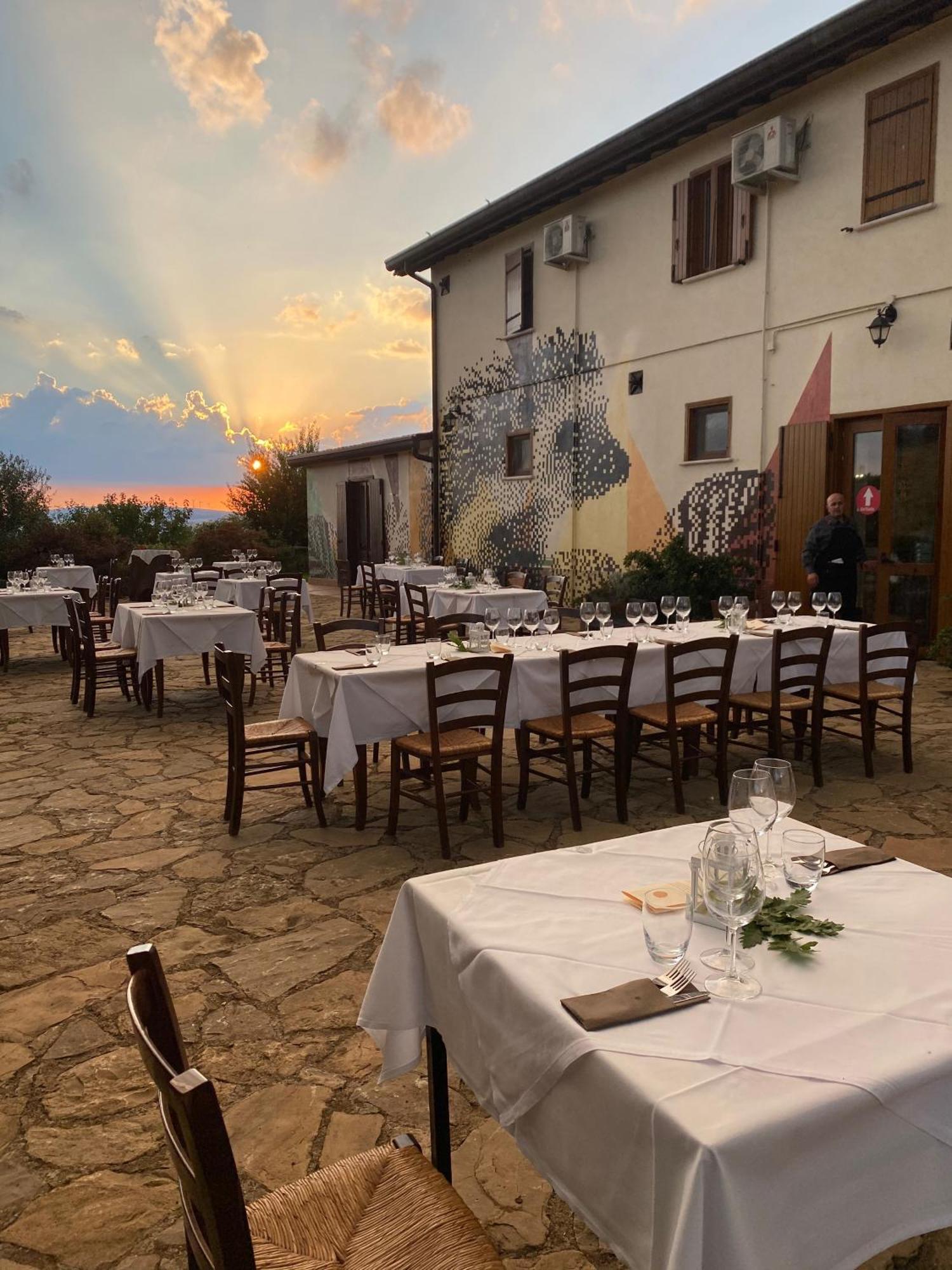 Agriturismo Il Riccio มอนติคคิโอ ภายนอก รูปภาพ