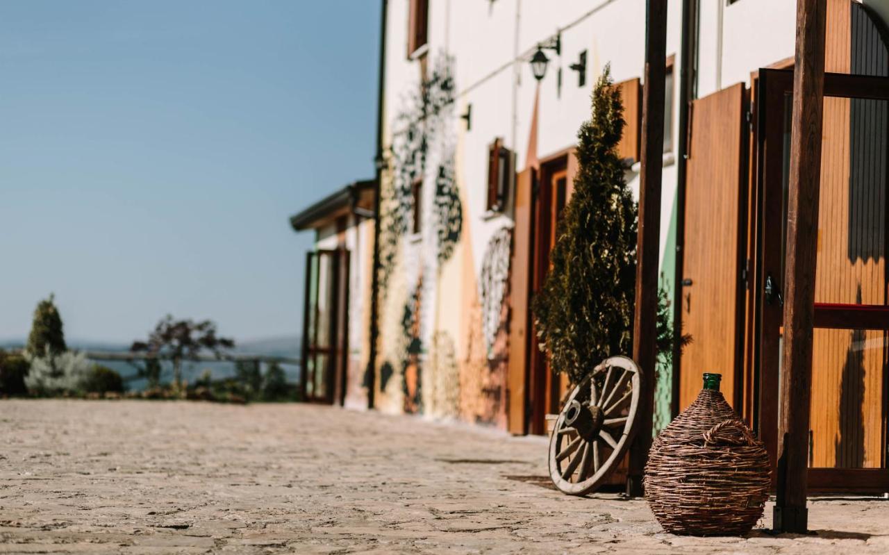 Agriturismo Il Riccio มอนติคคิโอ ภายนอก รูปภาพ